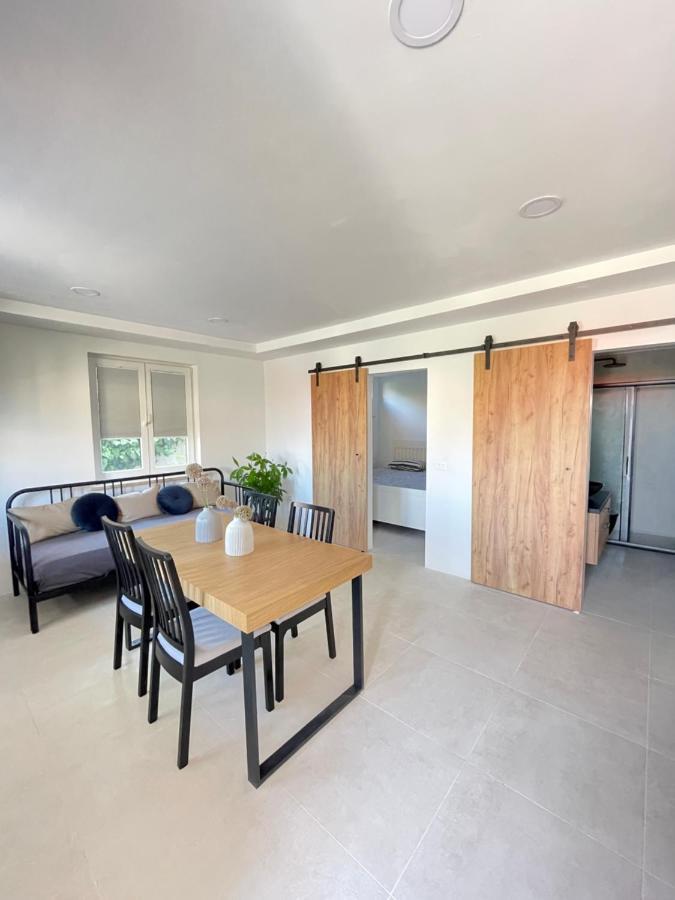 Bella Vista Apartment 2 Ізола Екстер'єр фото